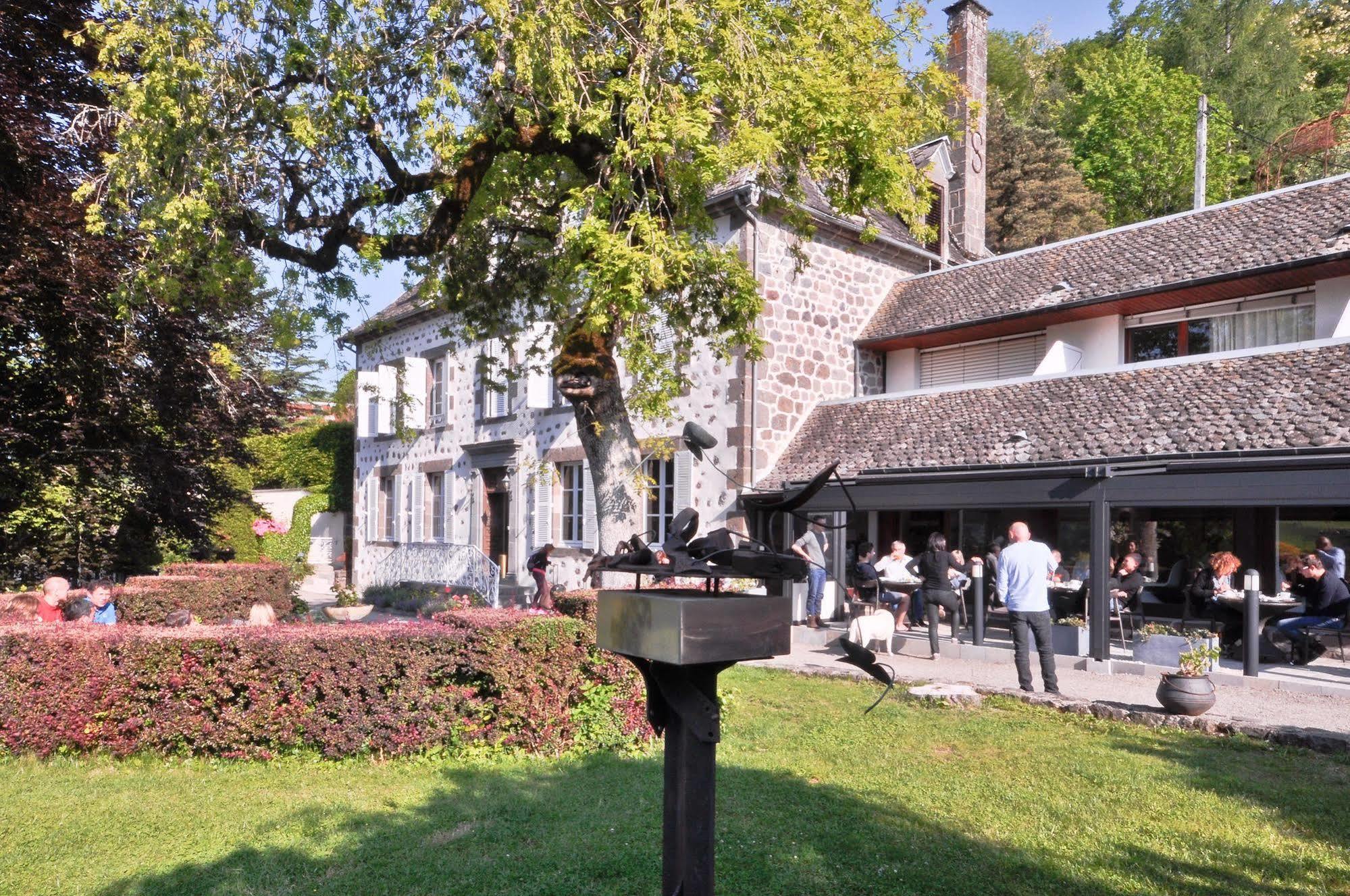 Hostellerie De La Maronne Saint-Martin-Valmeroux Exterior foto